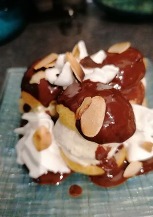 Une photo de Profiteroles