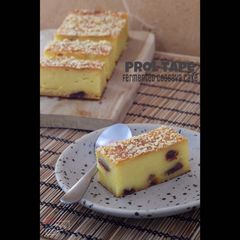 A picture of Prol Tape (Fermented Cassava Cake).