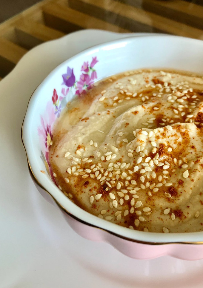Una foto de Hummus de garbanzos