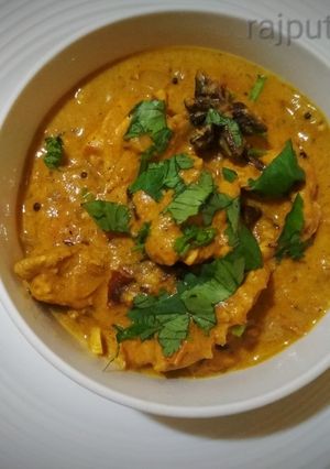A picture of Bihar Chicken korma.