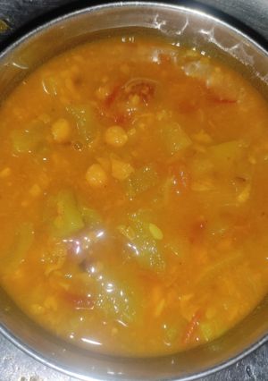 घिये चने की दाल (ghiye chane ki dal recipe in Hindi) रेसिपी मुख्य फोटो