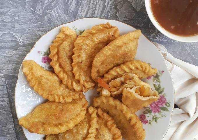 Cara bikin Pempek Pistel (isi tumis pepaya mentah) Cara bikin Pempek Pistel (isi tumis pepaya mentah)