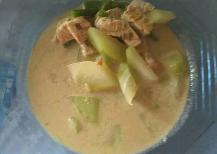 Sayur santan kacang panjang, tempe dan pepaya