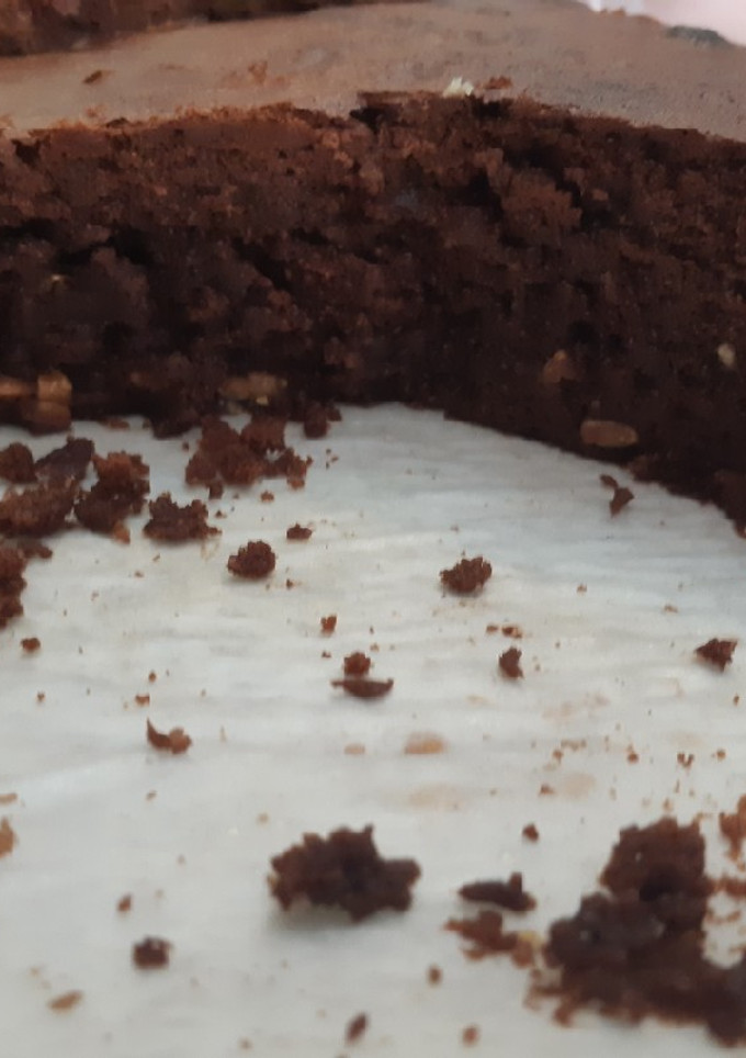Una foto de Brownie de chocolate con almendras