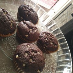 A picture of Choco chip chocolate cupcakes (Tripe C).