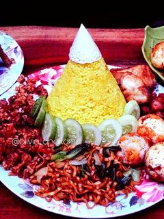 Foto resep Nasi Kuning (rice cooker/magicom)