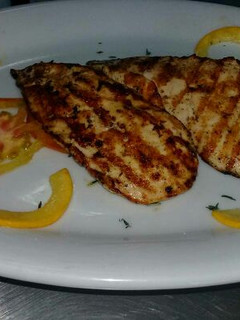 Una foto de Pollo a la plancha