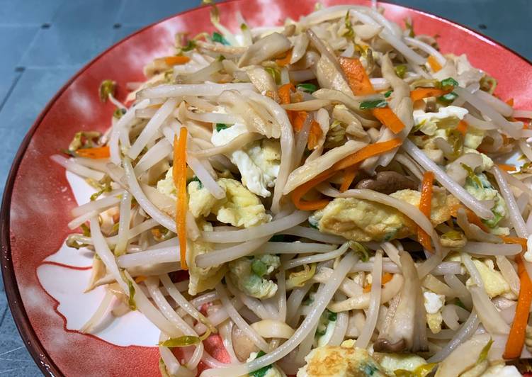 銀芽杏鮑菇炒蔥蛋（蔬食料理）