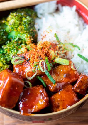 A picture of Sticky Miso Honey Crispy Tofu 🍯.
