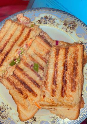 A picture of Cabbage Cheese Sandwich.
