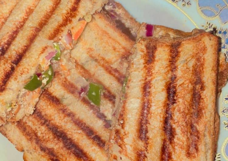 Simple Way to Prepare Speedy Cabbage Cheese Sandwich