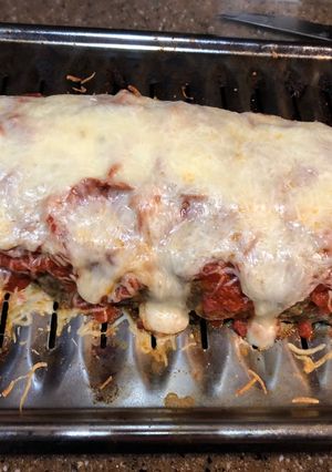 A picture of Meatloaf Pepperoni Roll.