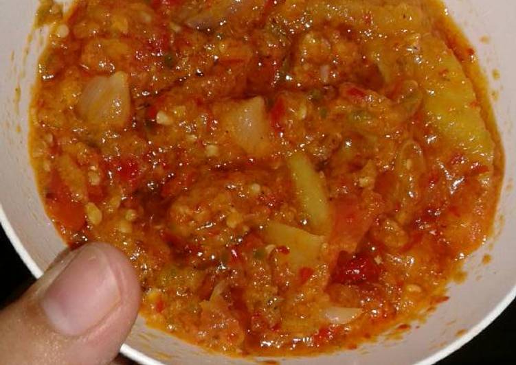 Cara Gampang Membuat Sambal mangga muda maknyoss😉, Enak