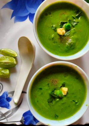 পালং স্যুপ (Spinach Soup recipe in Bengali) রেসিপির প্রধান ছবি