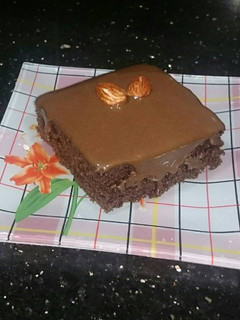 صورة لوصفة كيكه بصوص الشوكولاته