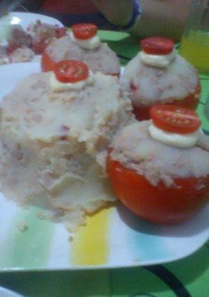 Una foto de Tomates rellenos