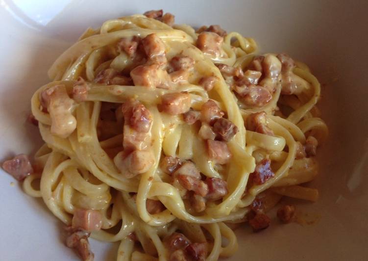 Tallarines carbonara