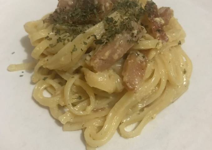 Fettuccine carbonara