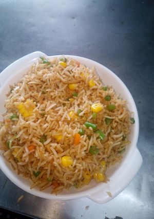 A picture of Vegetables fried rice.