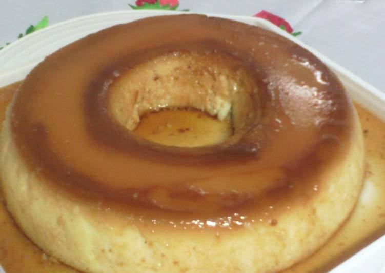 PUDIM DE LEITE COM QUEIJO