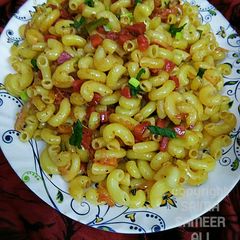 A picture of Stir fry macaroni.