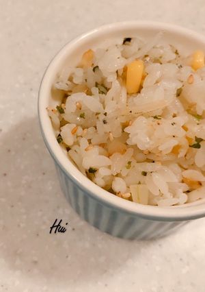 吻仔魚玉米海苔飯（也能做寶寶副食品） 的食譜成品照片