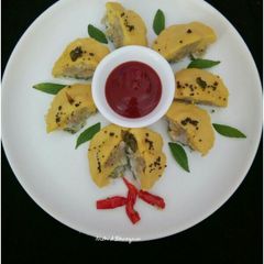 A picture of Potato cheese dhokla sandwich.
