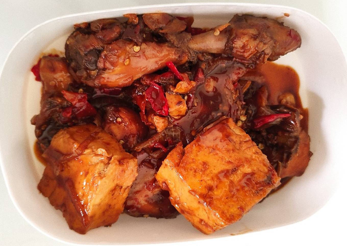 Ayam kecap pedas