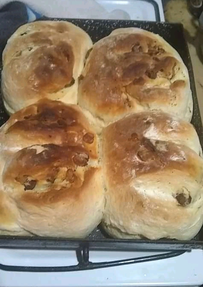 Una foto de Pan casero con chicharrón