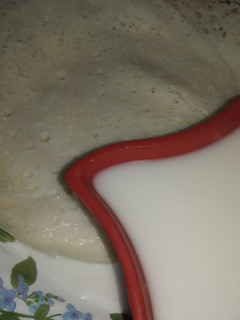 ஆப்பம் தேங்காய்ப்பால் (Aappam thenkaai paal recipe in tamil) செய்முறை முக்கிய புகைப்படம்