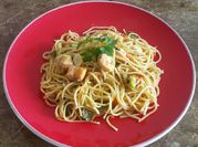 Una foto de spaghetti sin carne
