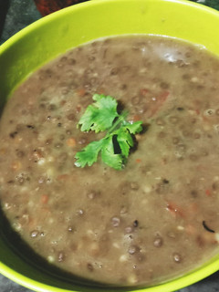 काली मसूर की दाल(kali masoor ki daal recipe in hindi) रेसिपी मुख्य फोटो