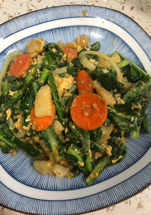Gambar Sawi goreng telur pecah