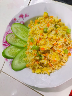 Hình của món Cơm chiên dương châu.
