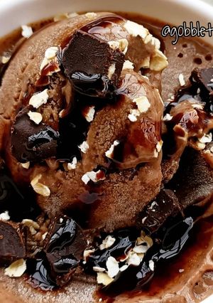 A picture of Chocolate Banana Ice Cream.