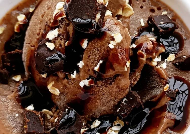 Recipe of Speedy Chocolate Banana Ice Cream