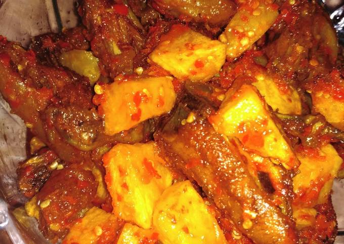 Resep Ayam Sambal Balado oleh spatulakitin  Cookpad