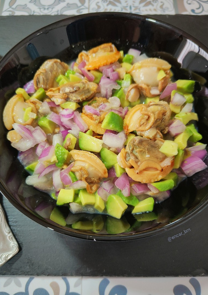 Una foto de Ceviche de almejones