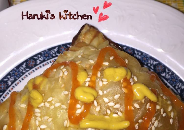 Puff Chicken sauce Tiram