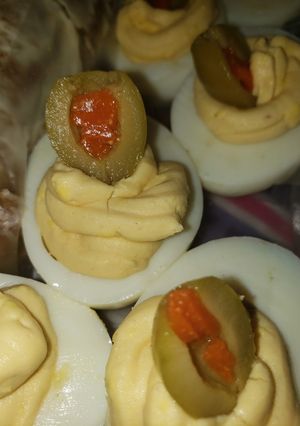 Una foto de Huevos rellenos