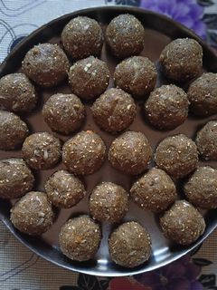 बाजरे के लड्डू (Bajre ke laddu recipe in hindi) रेसिपी मुख्य फोटो