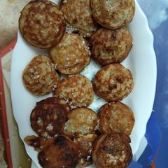 A picture of Bengali Kolar Bora / Ripe Banana Pakora.