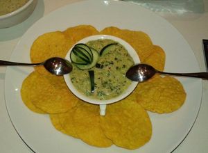 Una foto de Dip de palta (aguacate) Y Atún!