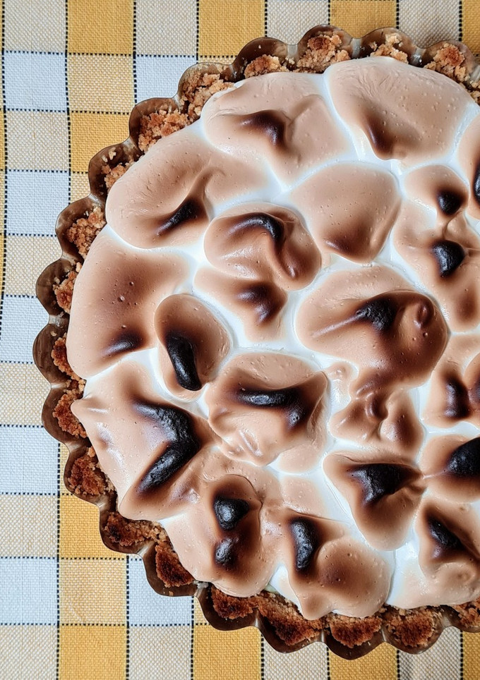 Una foto de Tarta de limón 🍋 🥧 Lemon pie versión simplificada y sin soplete 😉