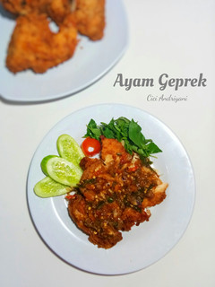 Foto resep Ayam Geprek #SeninSEMANGAT #BikinRamadanBerkesan
