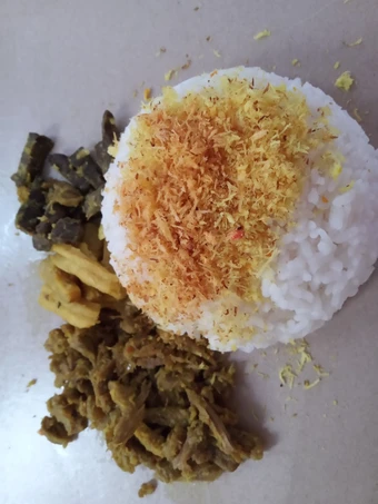 Cara Gampang Menyiapkan Resep Nasi Krawu &amp; Babat lengkap dengan Poya Kuning &amp; Merah yang Enak Banget