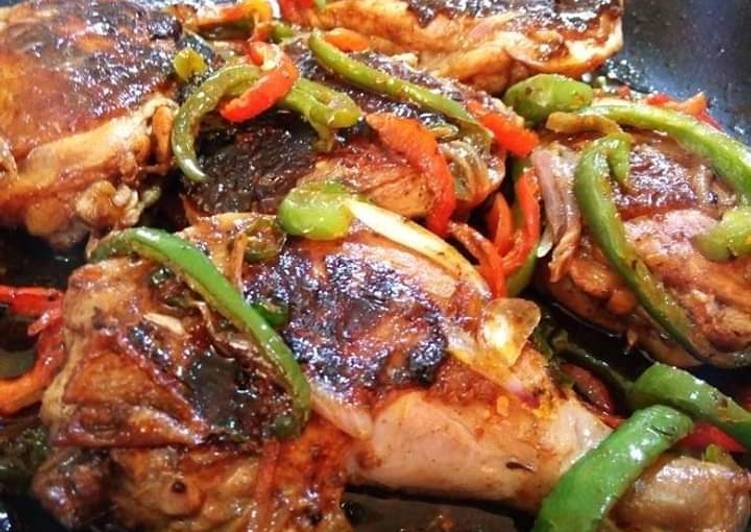 Recipe: Tasty Pan-roasted chicken with peppers