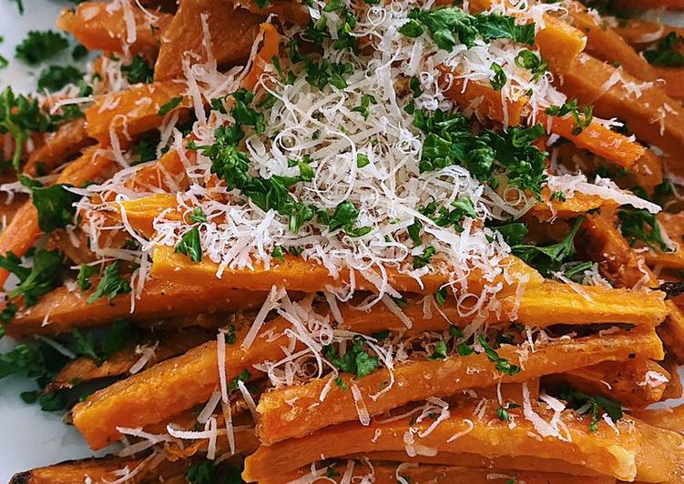 Recipe of Any-night-of-the-week Baked sweet potato 🍠 fries !