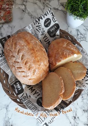 Foto resep Mirukuhasu / Milk Heart Bread (Fresh Cream Bread)