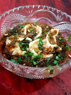 वेज मनचाऊ मोमो सूप (Veg manchow momo soup recipe in Hindi) रेसिपी मुख्य फोटो